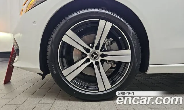 Mercedes-Benz C-Класс 2026 thumb 4
