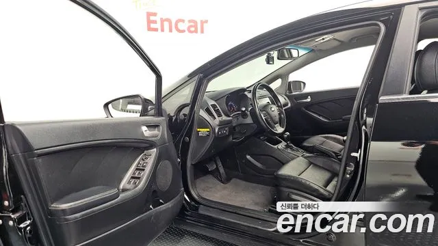 Kia K3 2015 thumb 10