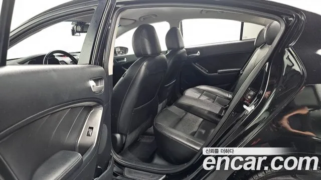 Kia K3 2015 thumb 11