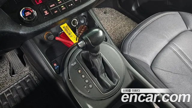 Kia Sportage 2010 thumb 8