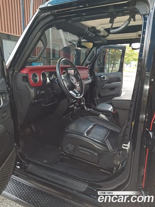 Jeep Wrangler 2022 thumb 2