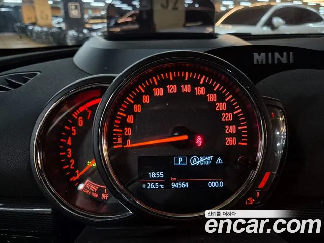 MINI Clubman 2018 thumb 7