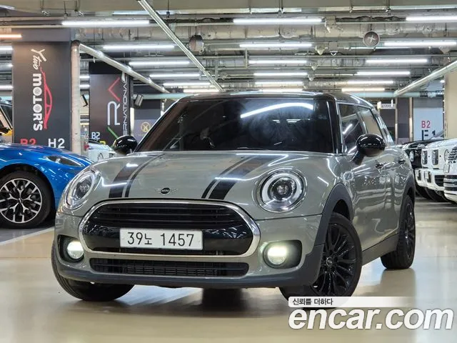 MINI Clubman 2018 thumb 12