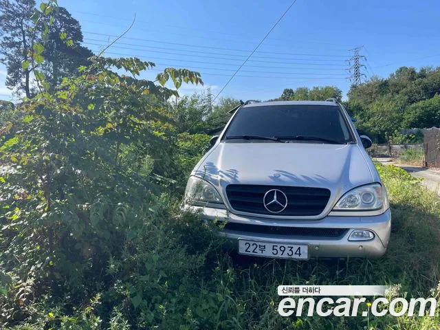 Mercedes-Benz M-class 2003 thumb 2
