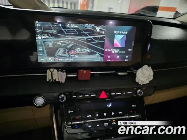 Kia Carnival 2021 thumb 4