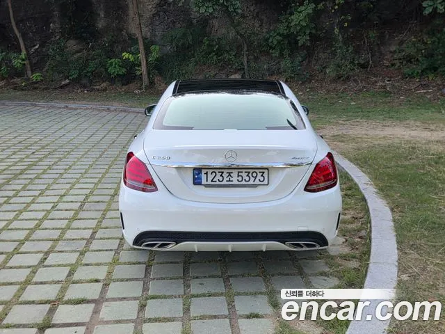 Mercedes-Benz C-Класс 2015 thumb 6
