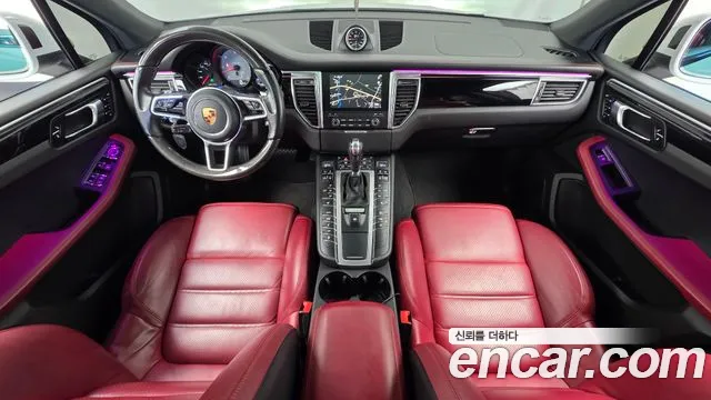 Porsche Macan 2016 thumb 7