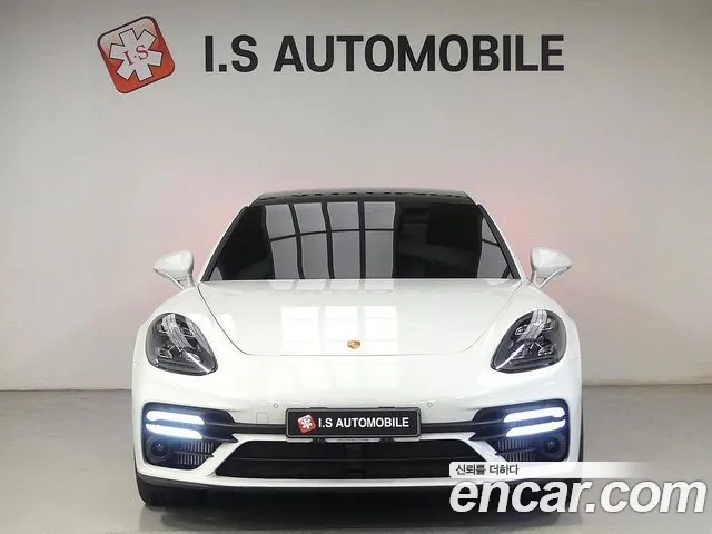 Porsche Panamera 2021 thumb 2