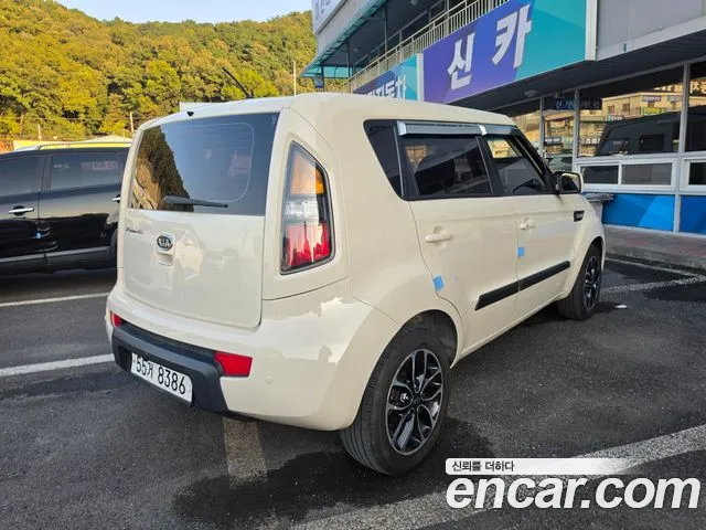 Kia Soul 2011 thumb 8