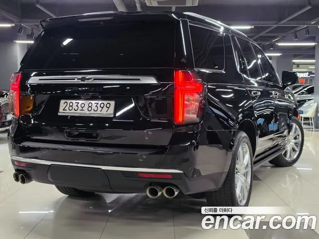 Chevrolet Tahoe 2023 thumb 2