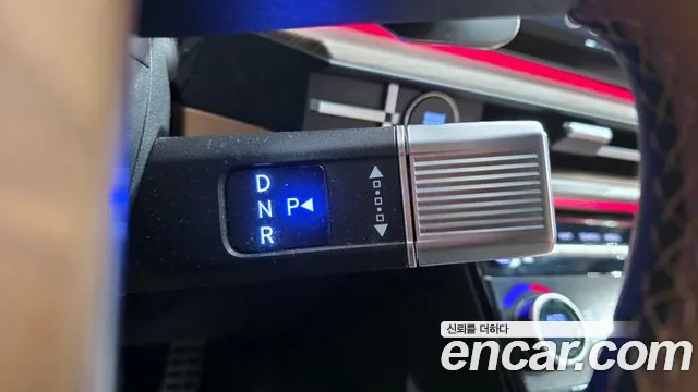Hyundai Santa Fe 2025 thumb 9