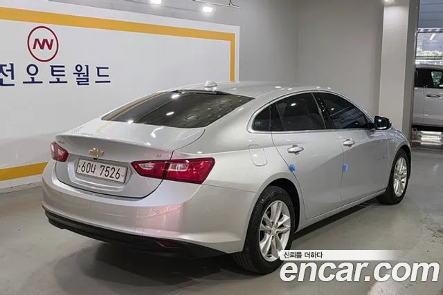 ChevroletGMDaewoo Malibu 2017 thumb 2