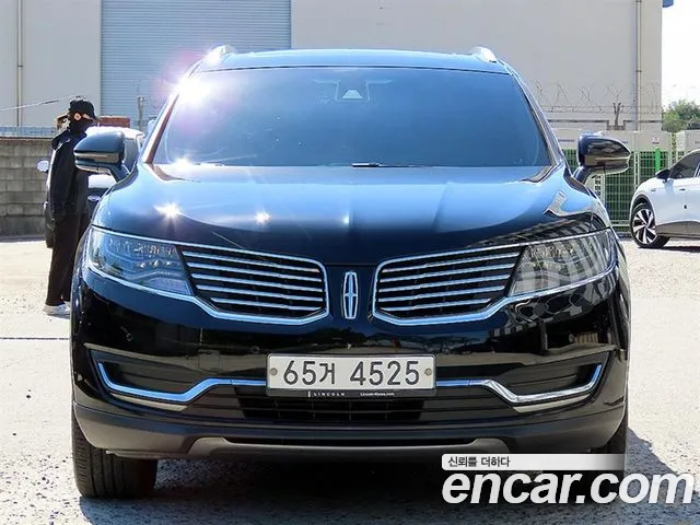 Lincoln MKX 2018 thumb 12