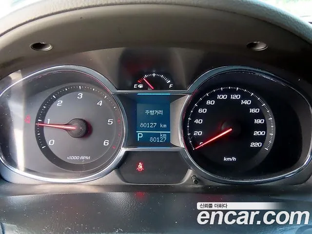 ChevroletGMDaewoo Captiva 2013 thumb 9