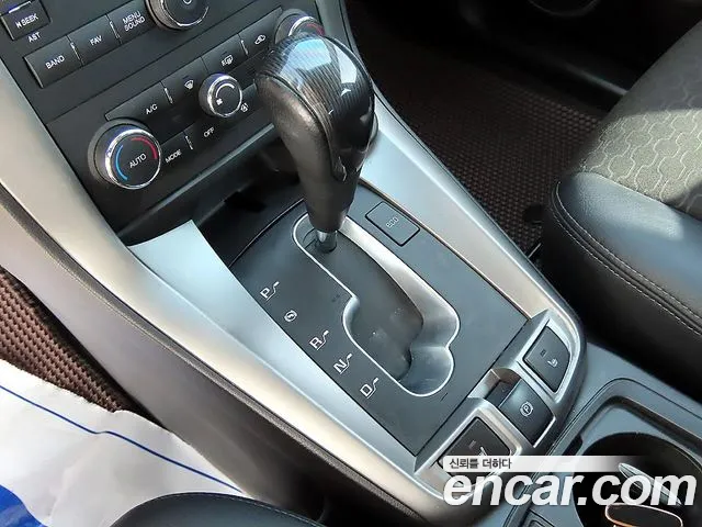 ChevroletGMDaewoo Captiva 2013 thumb 10