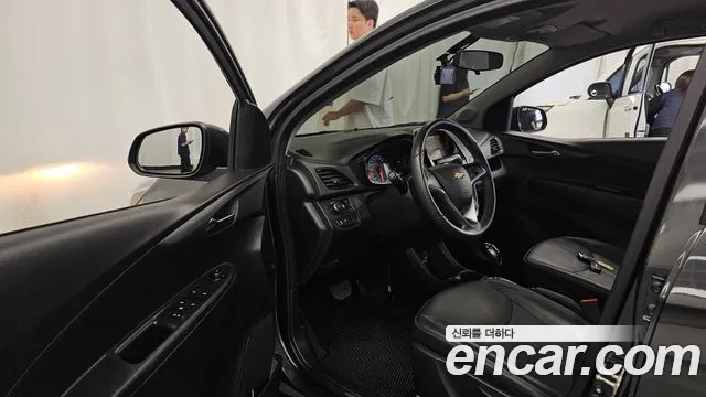 ChevroletGMDaewoo Spark 2016 thumb 10