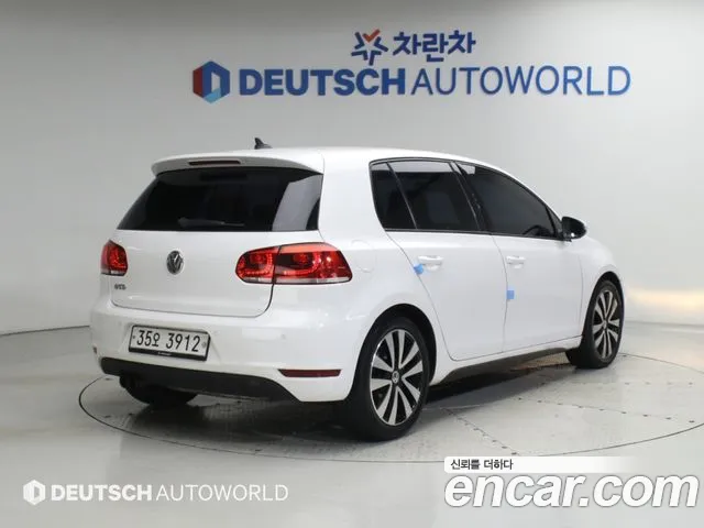 Volkswagen Golf Sportsvan 2012 thumb 2