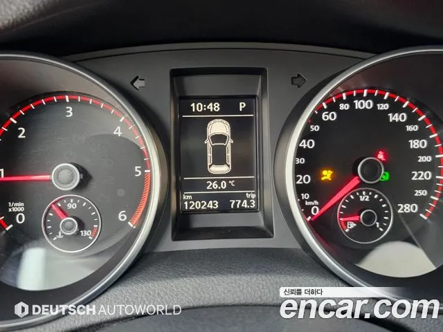 Volkswagen Golf Sportsvan 2012 thumb 8