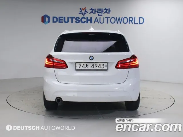 BMW 2-Series 2015 thumb 4