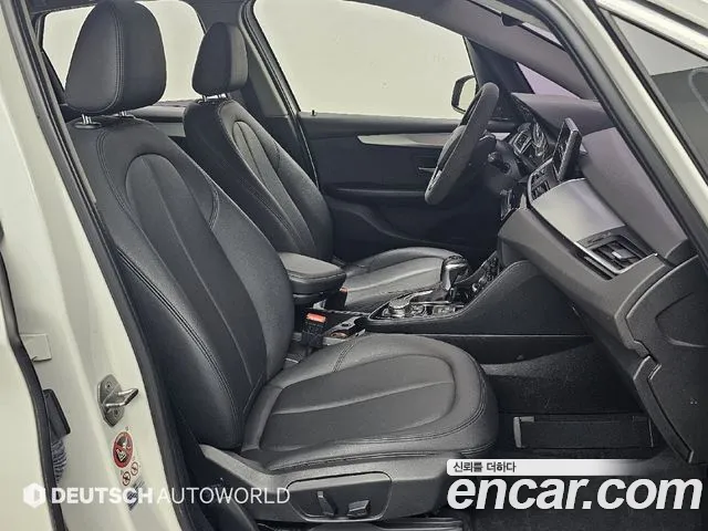 BMW 2-Series 2015 thumb 10