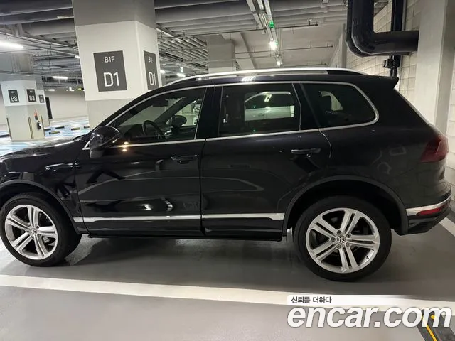 Volkswagen Touareg 2015 thumb 2
