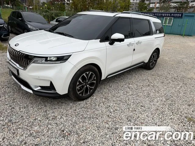 Kia Carnival 2021 thumb 11