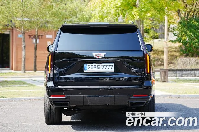 Cadillac Escalade 2025 thumb 4