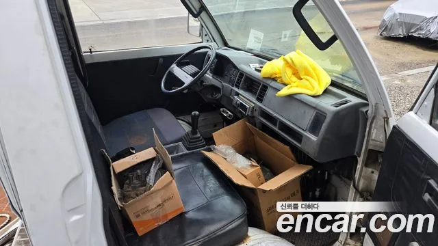 ChevroletGMDaewoo labo 1992 thumb 3