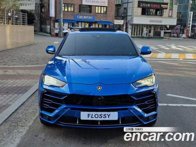 Lamborghini Urus 2021 thumb 3