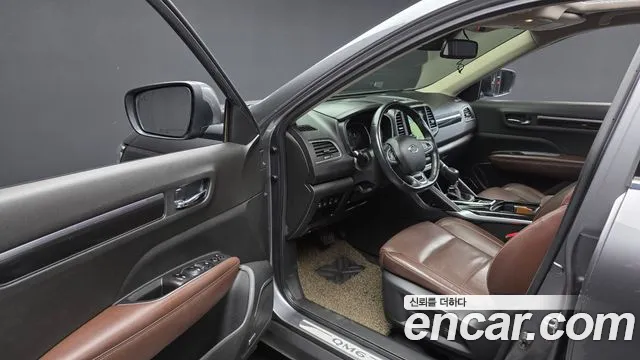 Renault-KoreaSamsung Koleos 2016 thumb 10