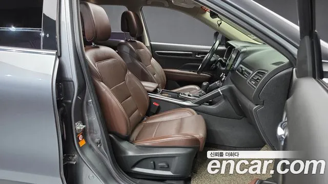 Renault-KoreaSamsung Koleos 2016 thumb 11