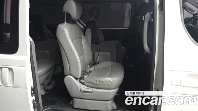 Hyundai Starex 2018 thumb 12