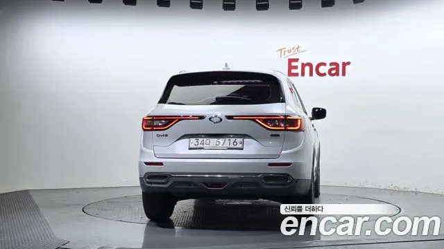 Renault-KoreaSamsung Koleos 2016 thumb 4