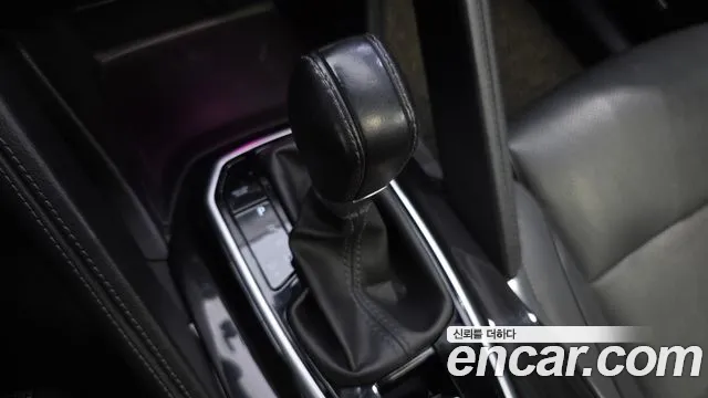Renault-KoreaSamsung Koleos 2016 thumb 9