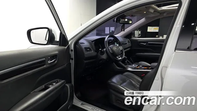 Renault-KoreaSamsung Koleos 2016 thumb 10