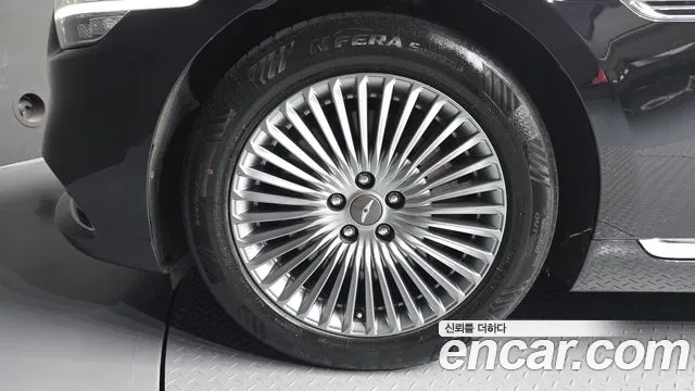 Genesis G90 2020 thumb 4