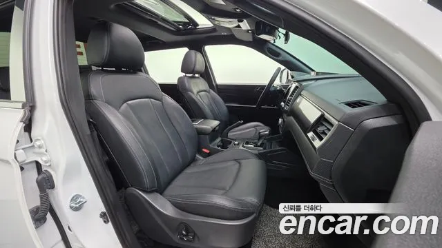 KG_Mobility_Ssangyong Rexton 2022 thumb 10