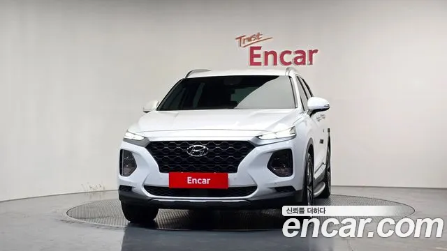 Hyundai Santa Fe 2019 thumb 3
