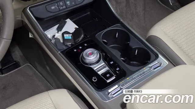 Kia Carnival 2024 thumb 8