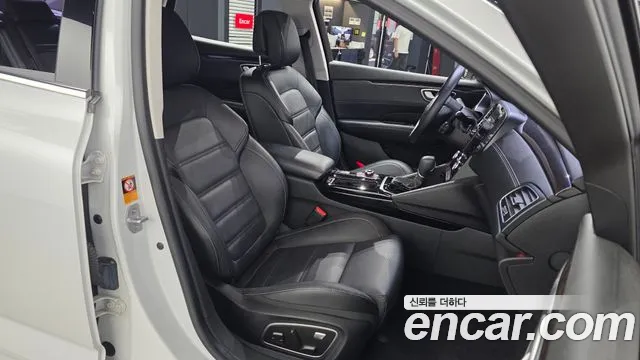 Renault-KoreaSamsung Megane 2016 thumb 11