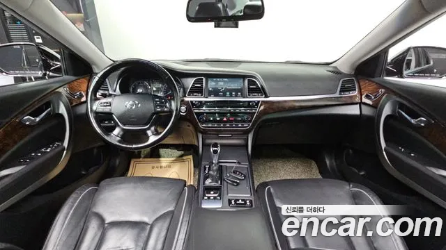Hyundai Aslan 2015 thumb 7