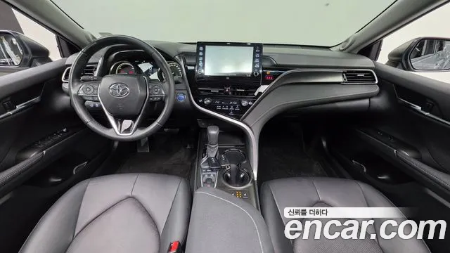 Toyota Camry 2024 thumb 7