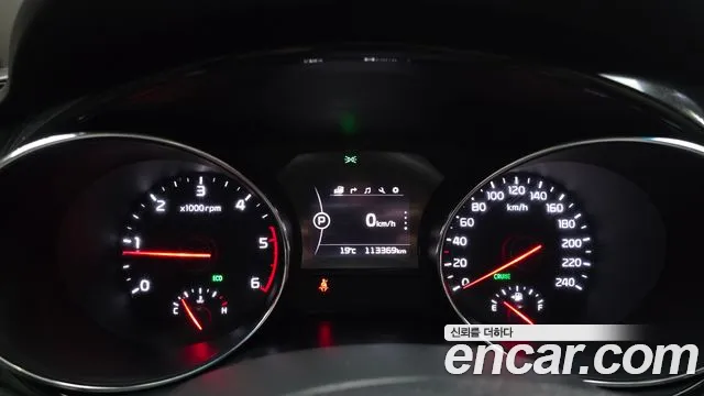Kia Carnival 2018 thumb 8
