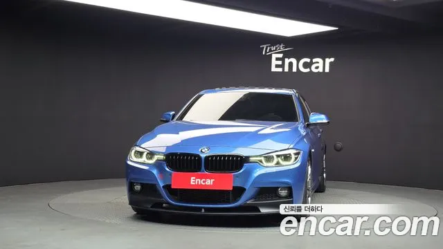 BMW 3-Series 2018 thumb 3