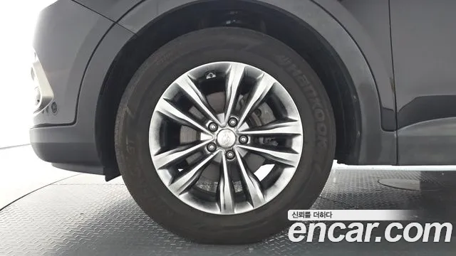 Hyundai Santa Fe 2017 thumb 4