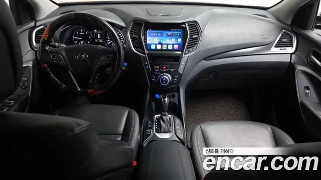 Hyundai Santa Fe 2017 thumb 6