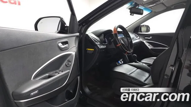Hyundai Santa Fe 2017 thumb 9
