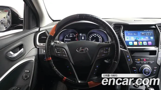 Hyundai Santa Fe 2017 thumb 12
