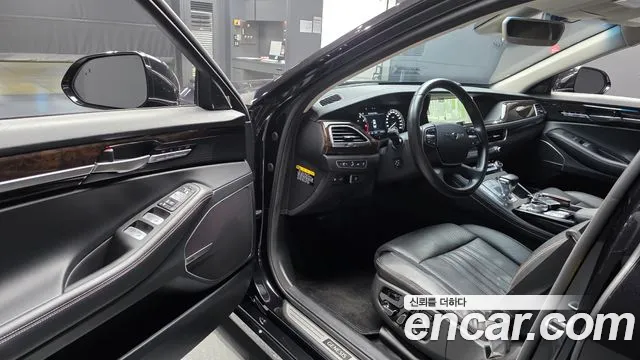 Genesis G90 2020 thumb 10