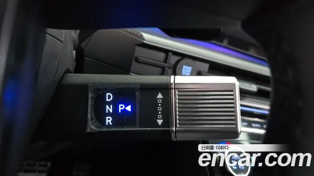 Hyundai Santa Fe 2025 thumb 9